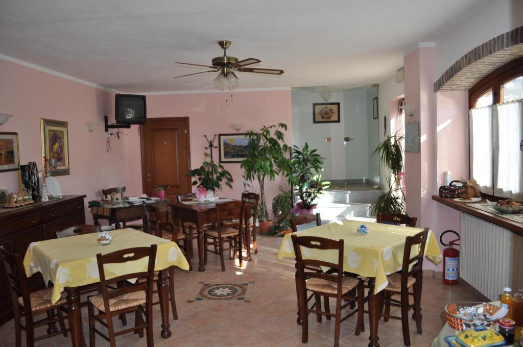 Agriturismo Ai Piacentini Santo Stefano Belbo Exteriér fotografie