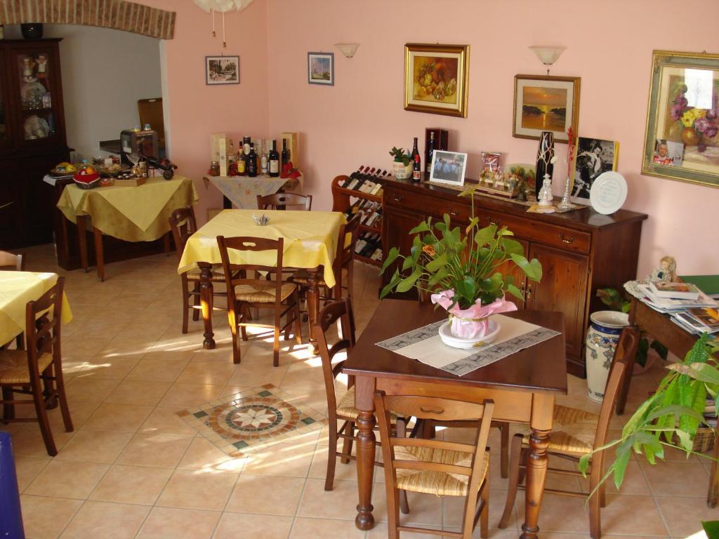 Agriturismo Ai Piacentini Santo Stefano Belbo Exteriér fotografie